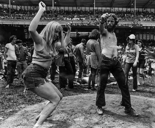 Hippies on the pitcher’s mound