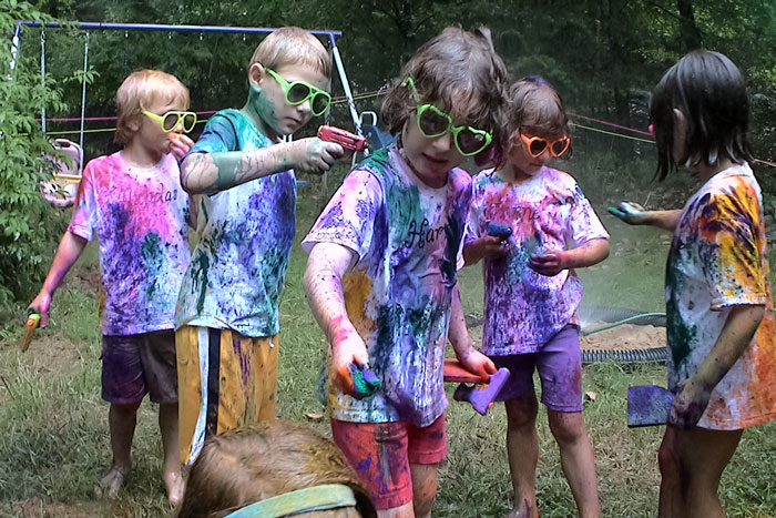 Reservoir kids. A holi-style birthday party.