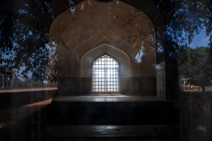 Window into the women's chamber